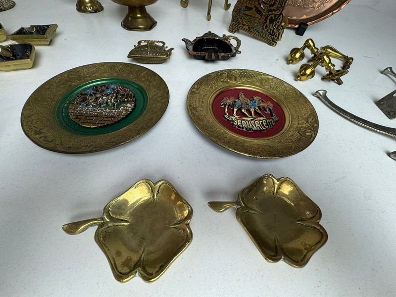 Item 872085 - Image 1