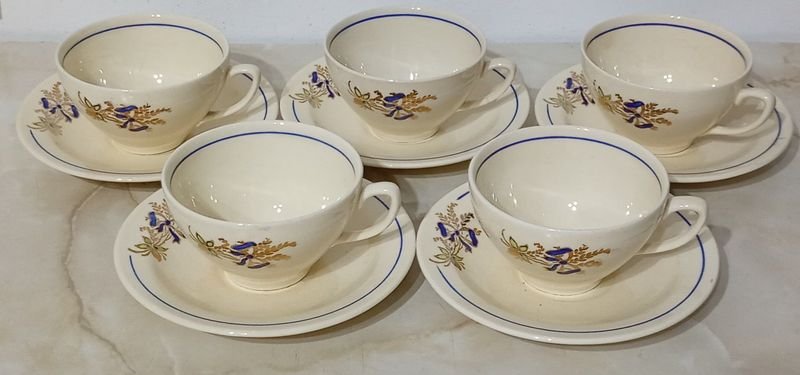 Taza de Porcelana Inglesa con Platillo - imagen 5