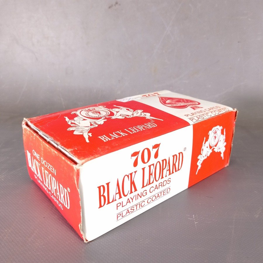 Caja completa con 12 mazos de cartas 707 BLACK LEOPARD - imagen 4