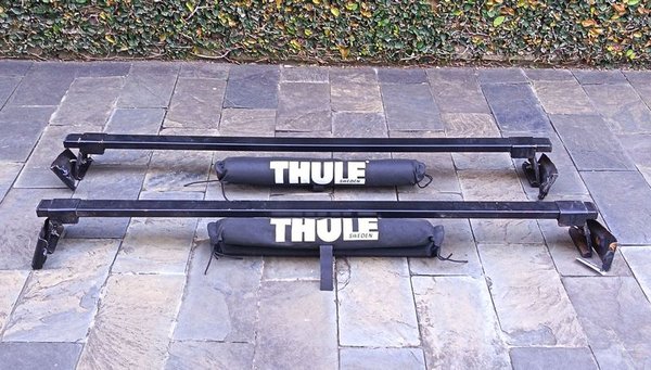 Barras de Techo Thule con Soportes de Gotero y Almohadillas Protectoras - imagen 1