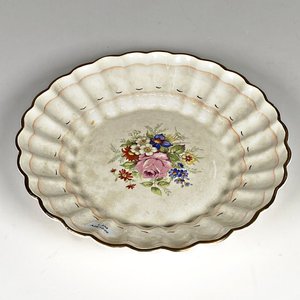 Juego de Loza Inglesa Wedgwood: Centro y Salsera con Plato - imagen 4