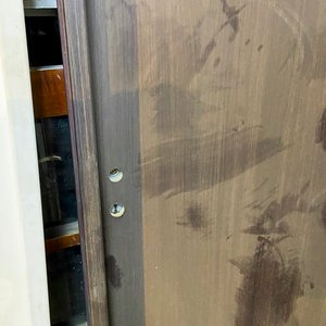Una puerta interior mdf color marron con detalle 203 x 75 cm - imagen 4