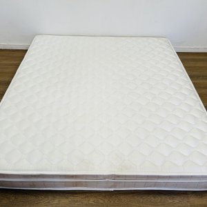 Colchón King Size con Resortes - 180x200x24cm - imagen 1
