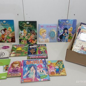 Lote siguiente: Lote de 43 Libros Infantiles Variados: Cuentos, Actividades y Personajes