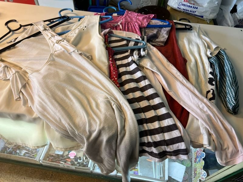 Ropa de dama post temporada en buen estado - imagen 2
