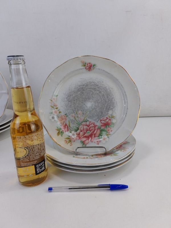 Platos de Porcelana con Diseño Floral - imagen 6