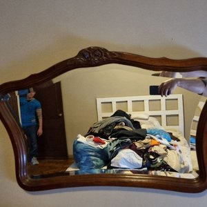 Espejo Antiguo de Pared Luis XV con Talla Floral en Madera - imagen 3
