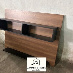 Rack Aéreo Moderno con Estantes - imagen 3