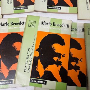 + De 80 libros diferentes  imposible de detallar , novelas , cuentos y varios - imagen 17