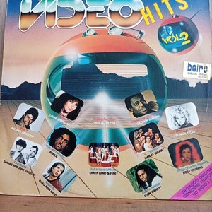 Lote anterior: Vinilo LP "Video Hits Vol. 2" 1983 con Michael Jackson, Bonnie Tyler y más