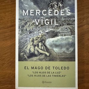 Lote siguiente: Libro "El Mago de Toledo" de Mercedes Vigil