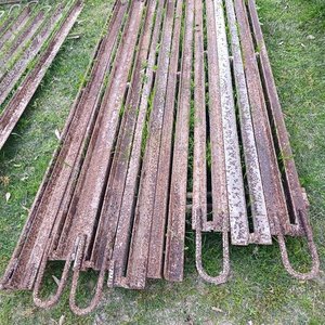 Estructura de Ángulo Metálico de 2 Pulgadas y 2.3 Metros de Largo - imagen 1