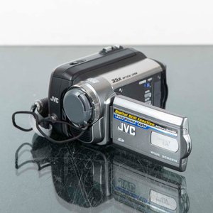 Filmadora JVC 35x Optical Zoom Digital Still Function - imagen 1