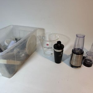 Lote siguiente: Lote de Vasos Térmicos, Repuestos de Multiprocesadora y Accesorios