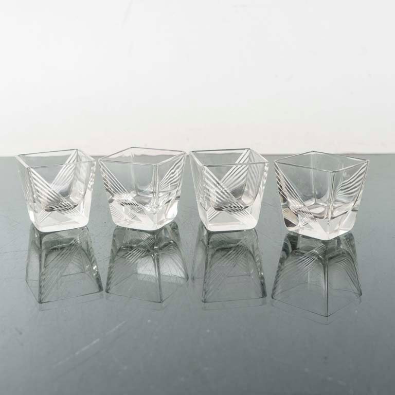 Set de 4 Vasitos de Cristal Tallado