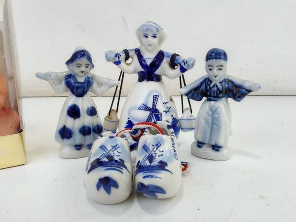 Colección de Figuritas y Accesorios de Cerámica - imagen 6