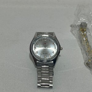 Par de Relojes de Pulsera: Dama y Caballero, Nuevos - imagen 7
