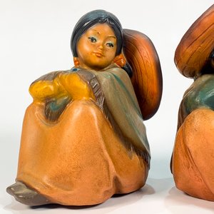 Pareja de Figuras Mexicanas Sentadas, Dama y Hombre (20 cm) - imagen 2