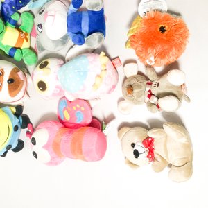 Lote de 12 Peluches Variados: Personajes Infantiles y Animales - imagen 3
