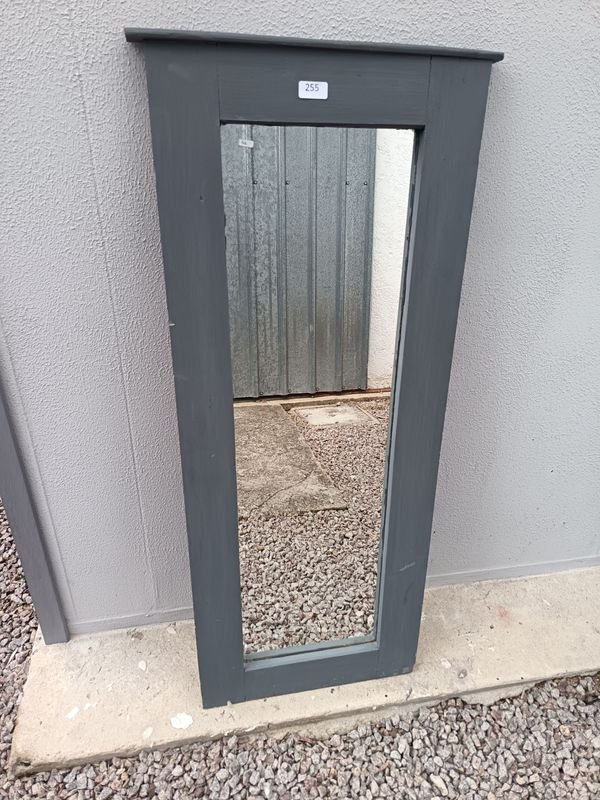 Espejo Rectangular Gris con Marco