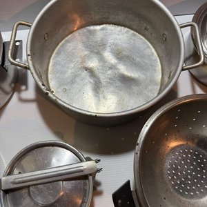Lote de Ollas, Hervidor y Colador de Aluminio - imagen 4