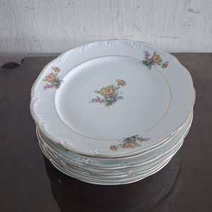 Lote anterior: Platos porcelana 6