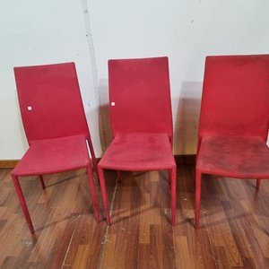 Lote de 3 Sillas de Comedor Tapizadas Rojas con Almohadones - imagen 4