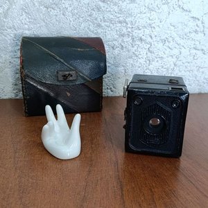 ¡Descubre la Riqueza! - Antigüedades, Libros y Muebles de Lujo a Precios Inmejorables