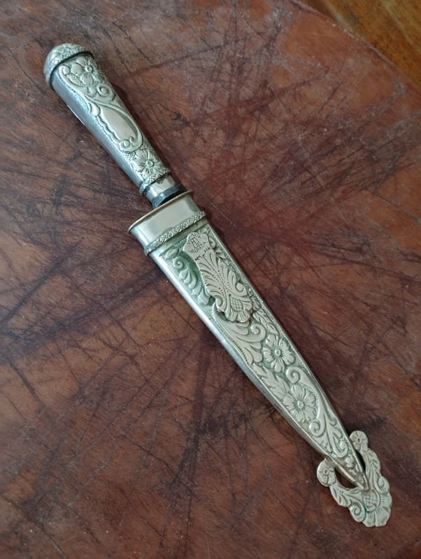 Cuchillo argentino TANDIL cabo y vaina en alpaca - imagen 1