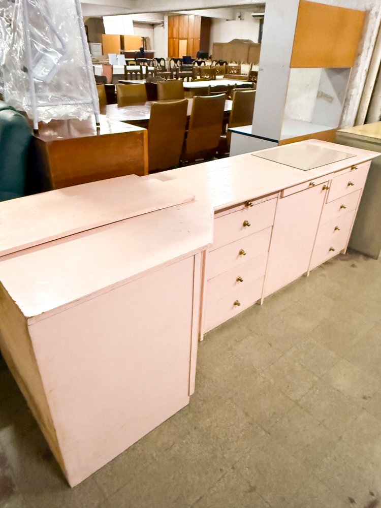 Mueble de Cocina Rosa con Cajones y Mesada