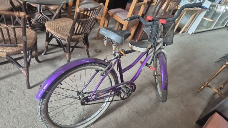 Lote anterior: Bicicleta infantil con adaptador para llevar al niño