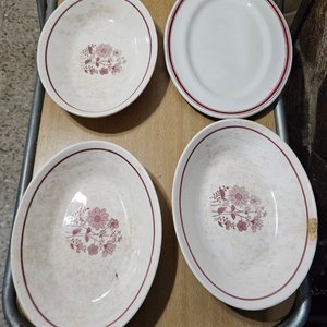 Lote de 4 Bandejas Ovaladas de Loza con Diseño Floral - imagen 2