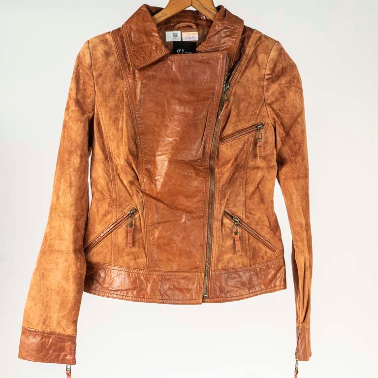 Campera de Cuero Marrón Vero Moda Talle M Nueva con Etiqueta