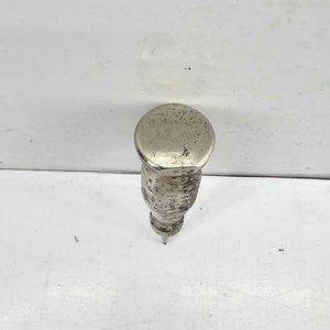 Punzón de Metal Vintage para Marcar o Perforar - imagen 3