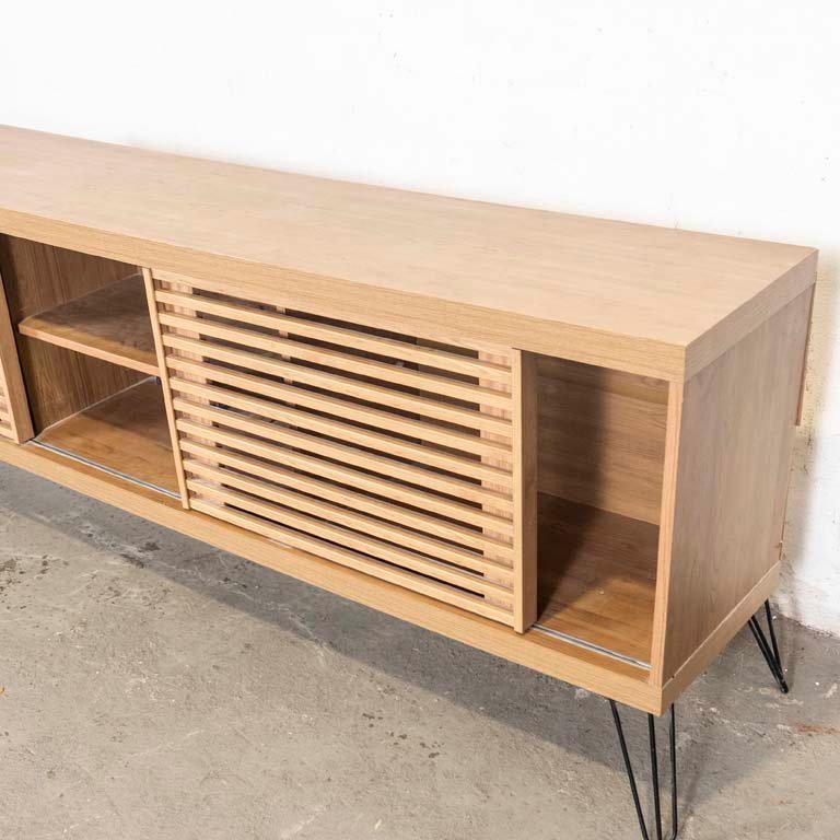 Rack de TV de compensado melamínico con dos puertas corredizas - imagen 3
