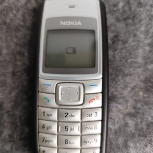 Teléfono Celular Nokia 1100 con Caja y Cargador Original - imagen 3