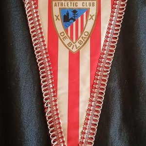 Banderín Antiguo Athletic Club Bilbao Rayas Rojas y Blancas Escudo Oficial Margi - imagen 1