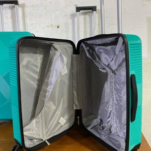 Juego de 3 Valijas Rígidas Turquesa con Ruedas (20, 24 y 28 Pulgadas) - imagen 5