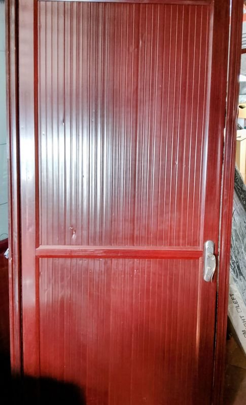 PUERTA INTERIOR EN ALUMINIO NEDIDAS 0.80X2MTS pequeño detalle - imagen 1
