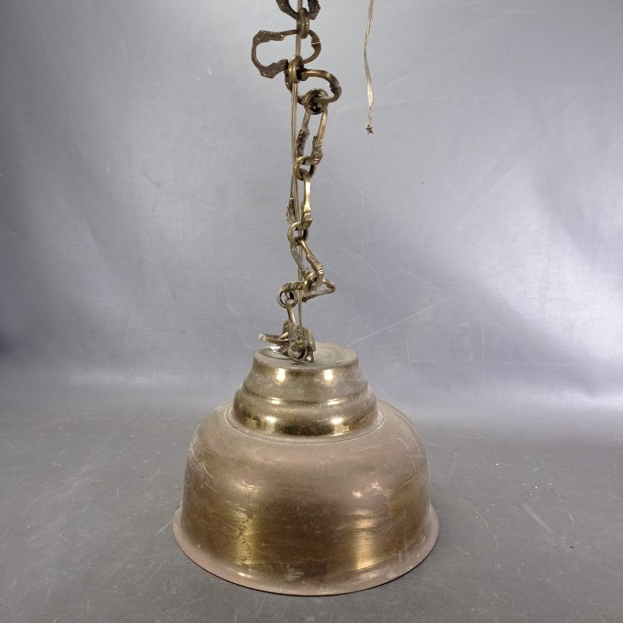 Colgante de Bronce con Cadena y Florón - Buen Estado