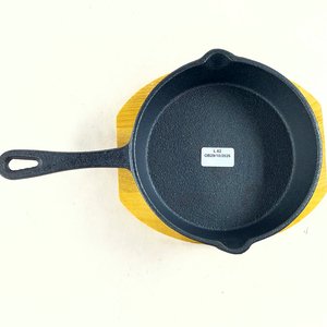 Sartén de Hierro Fundido con Base de Madera - 14 cm - imagen 2