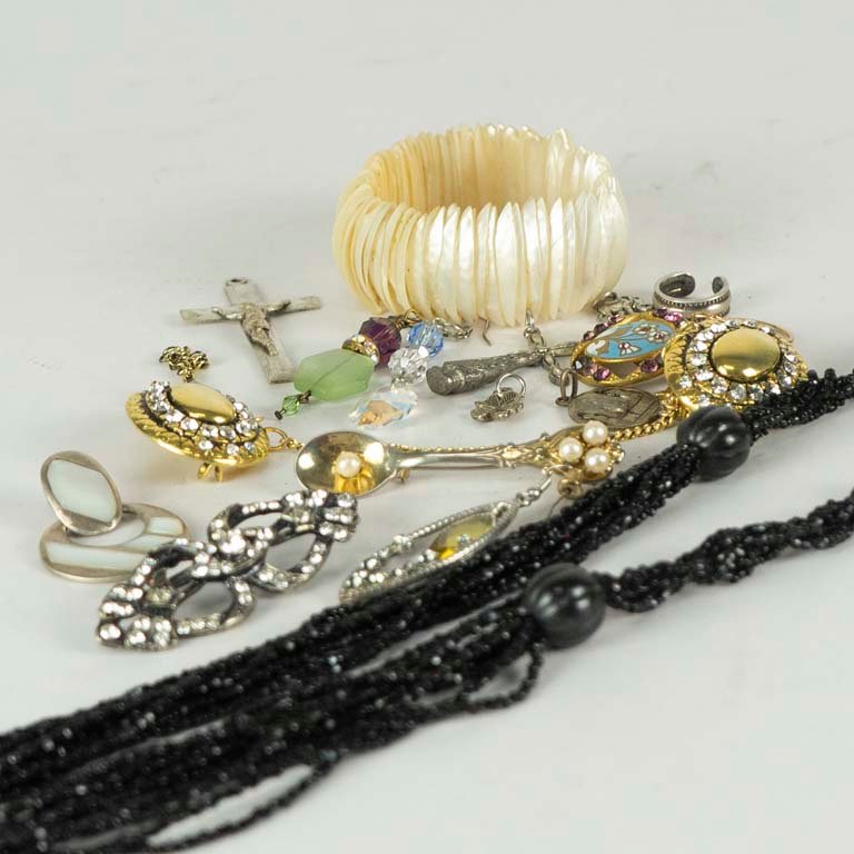 Item 2103744 - Image 1