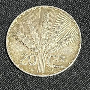 Lote siguiente: Moneda de 20 Centésimos de Plata Uruguay 1930