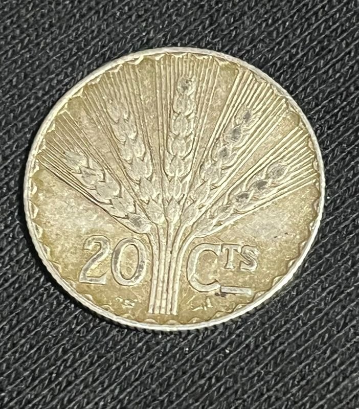 Moneda de 20 Centésimos de Plata Uruguay 1930