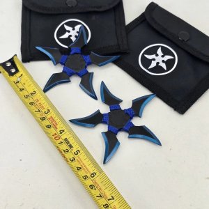 Set de 2 Estrellas Ninja Metálicas con Funda Negra - imagen 3