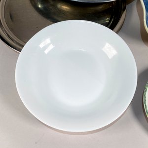 Lote de 8 piezas: Bandejas metálicas, platos, posavasos y más - imagen 5