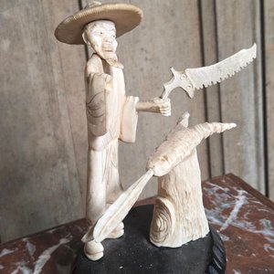 Dos Figuras Orientales Talladas en Marfil, 15cm - imagen 4
