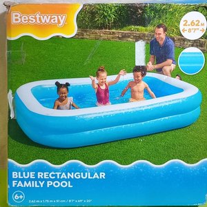 Lote siguiente: Piscina Inflable Familiar Bestway Rectangular 2.62m