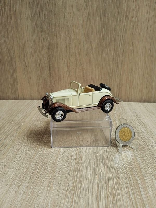 Item 883842 - Image 0