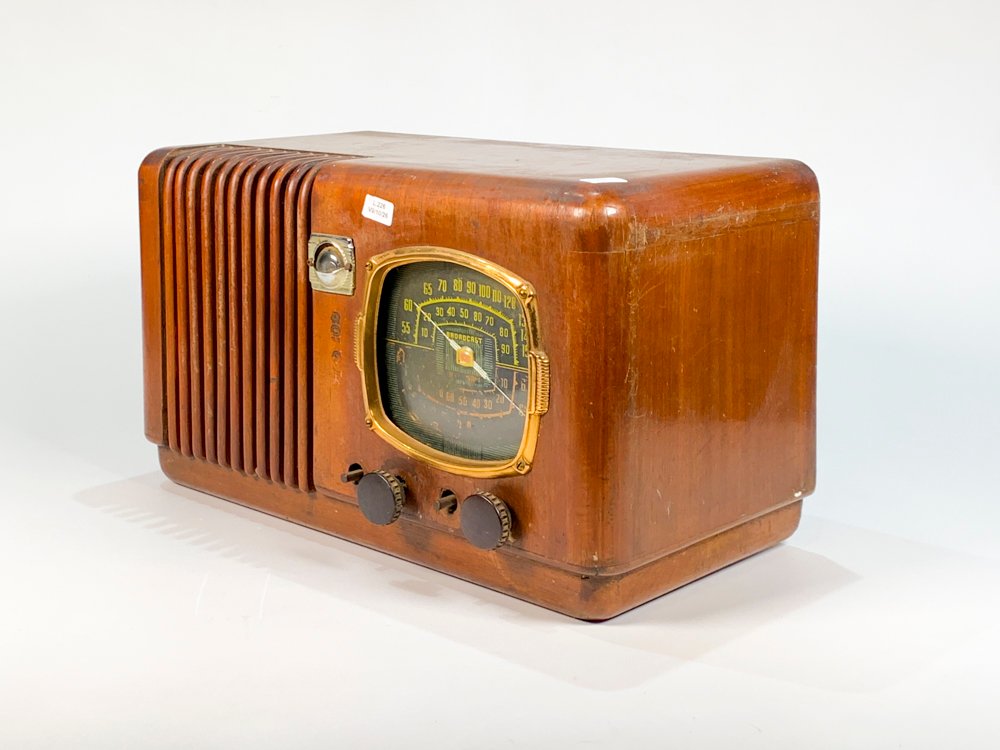 Radio Antigua Art Decó en Caja de Madera - Años 40